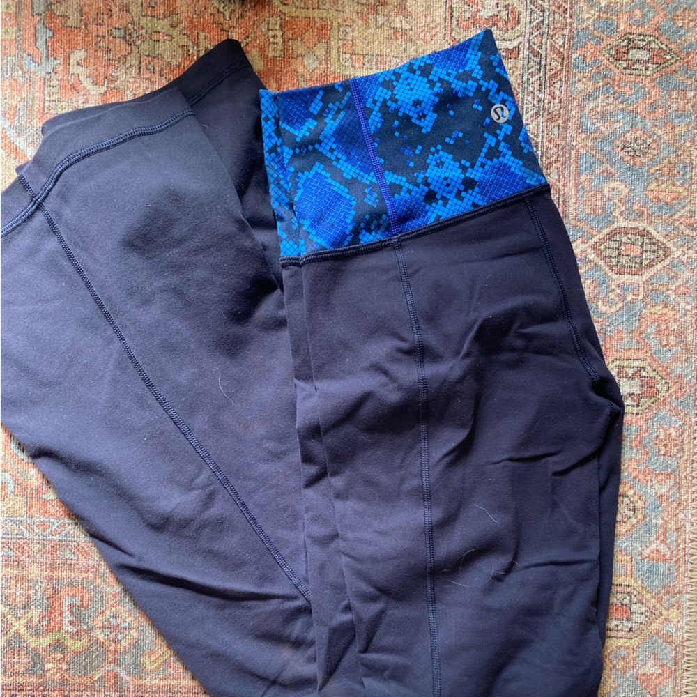 Lululemon yoga pants